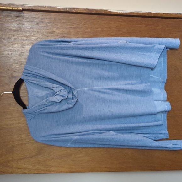 Lightweight pull over cropped hoodie 2x - Picture 3 of 3